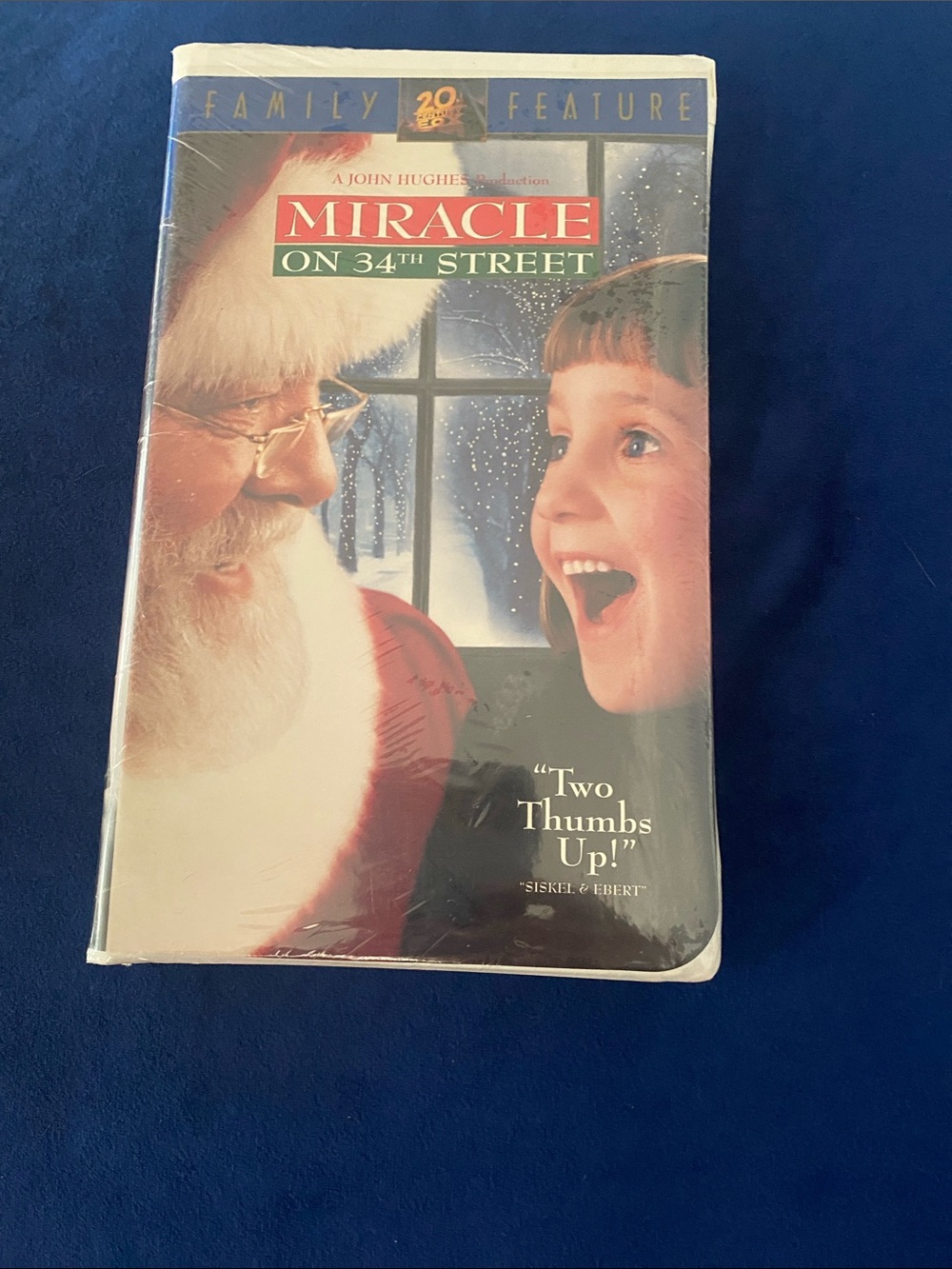 Miracle on 34th Street VHS – Red & White Holiday Cover - sealed